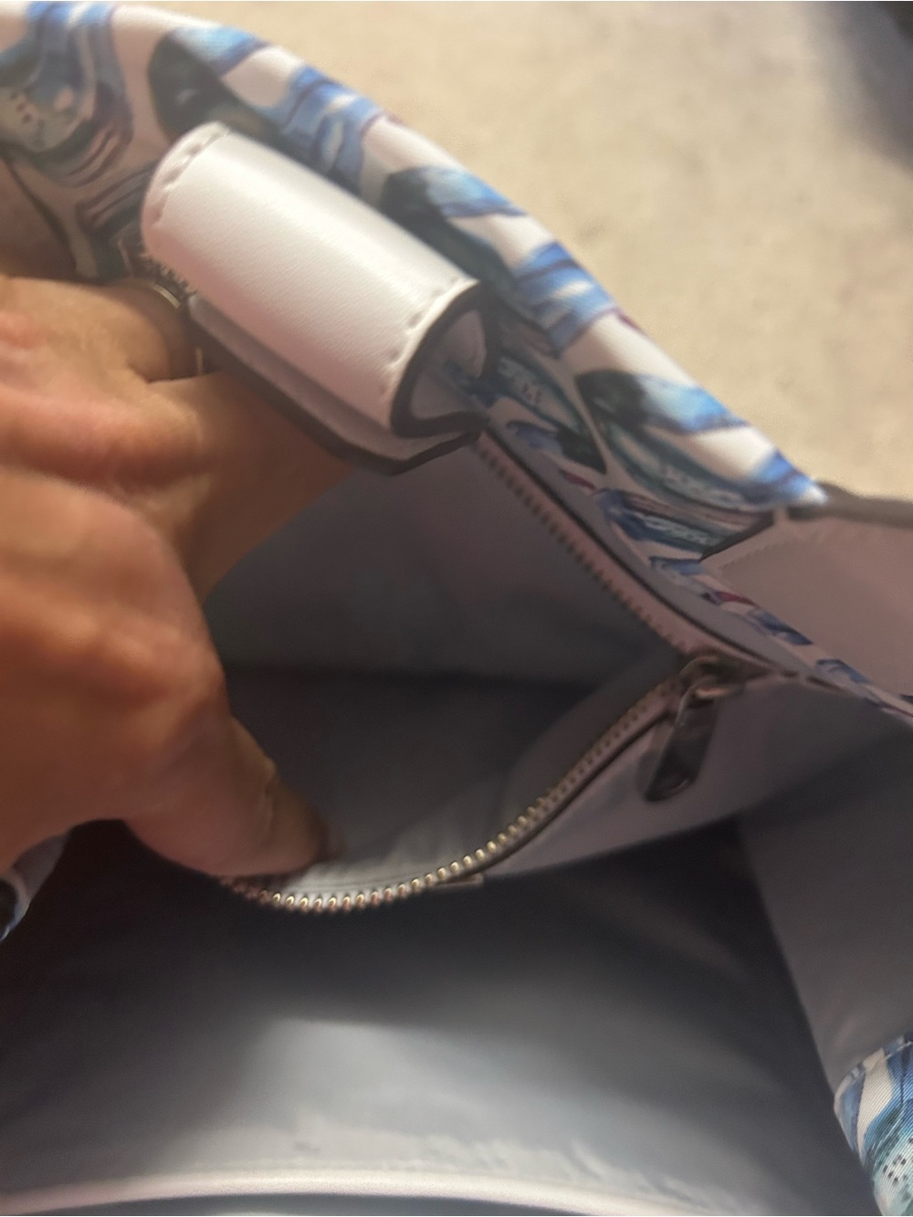 NWT TORY BURCH ELLA printed tote in swan 🦢 print! - Picture 10 of 16